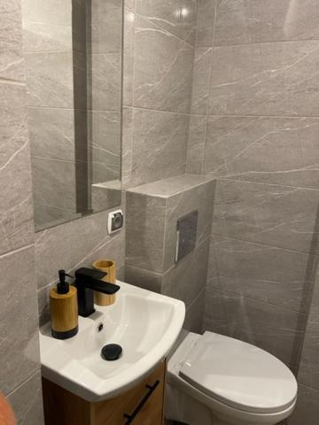 Apartament Centrum II ลิดซ์บาร์ก วาร์มิงสกี ภายนอก รูปภาพ